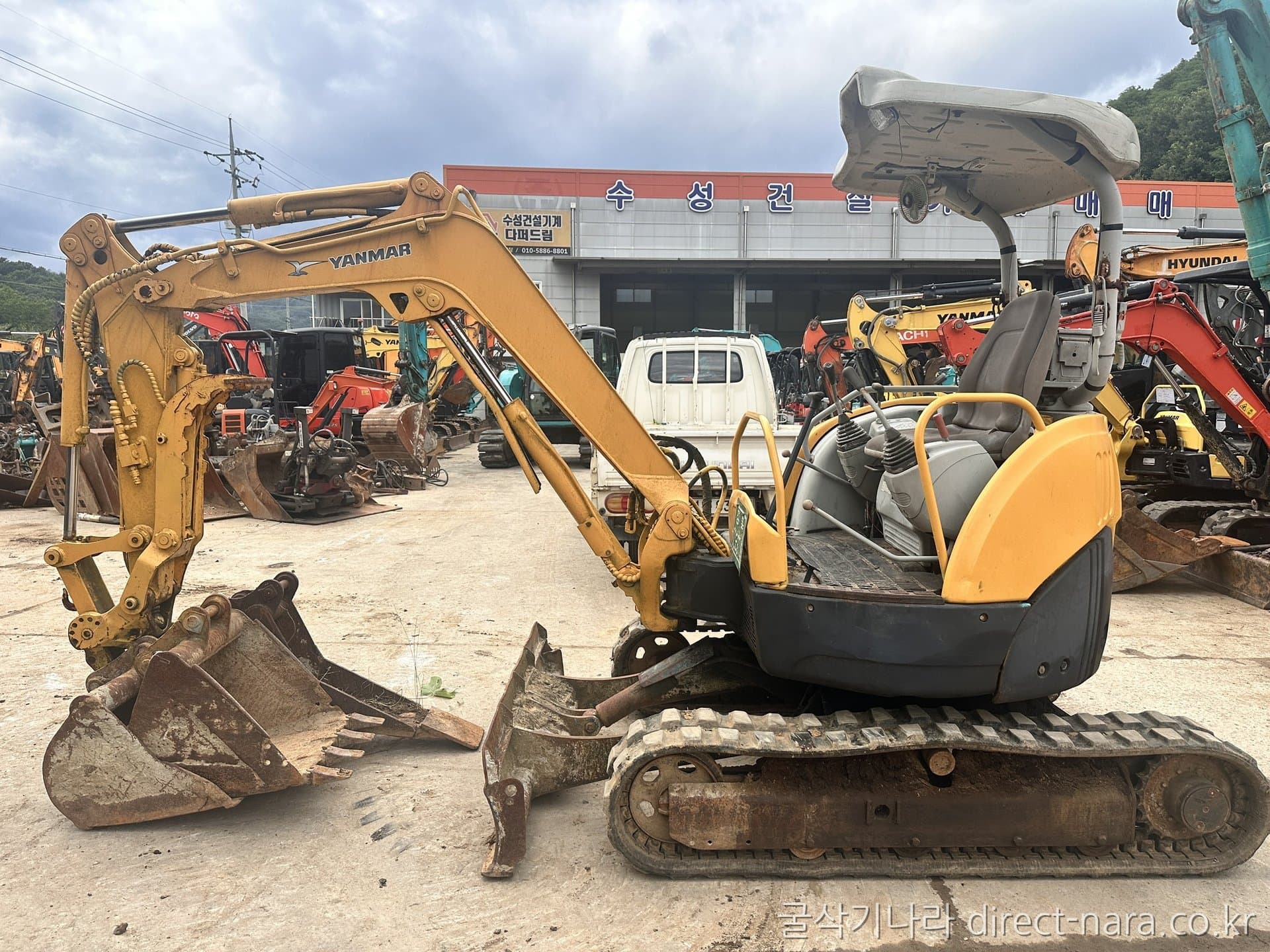 Yanmar VIO27