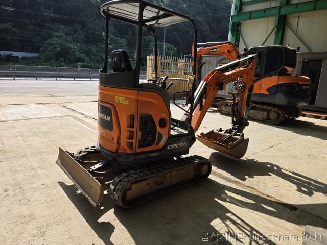 Doosan (Develon) DX17Z