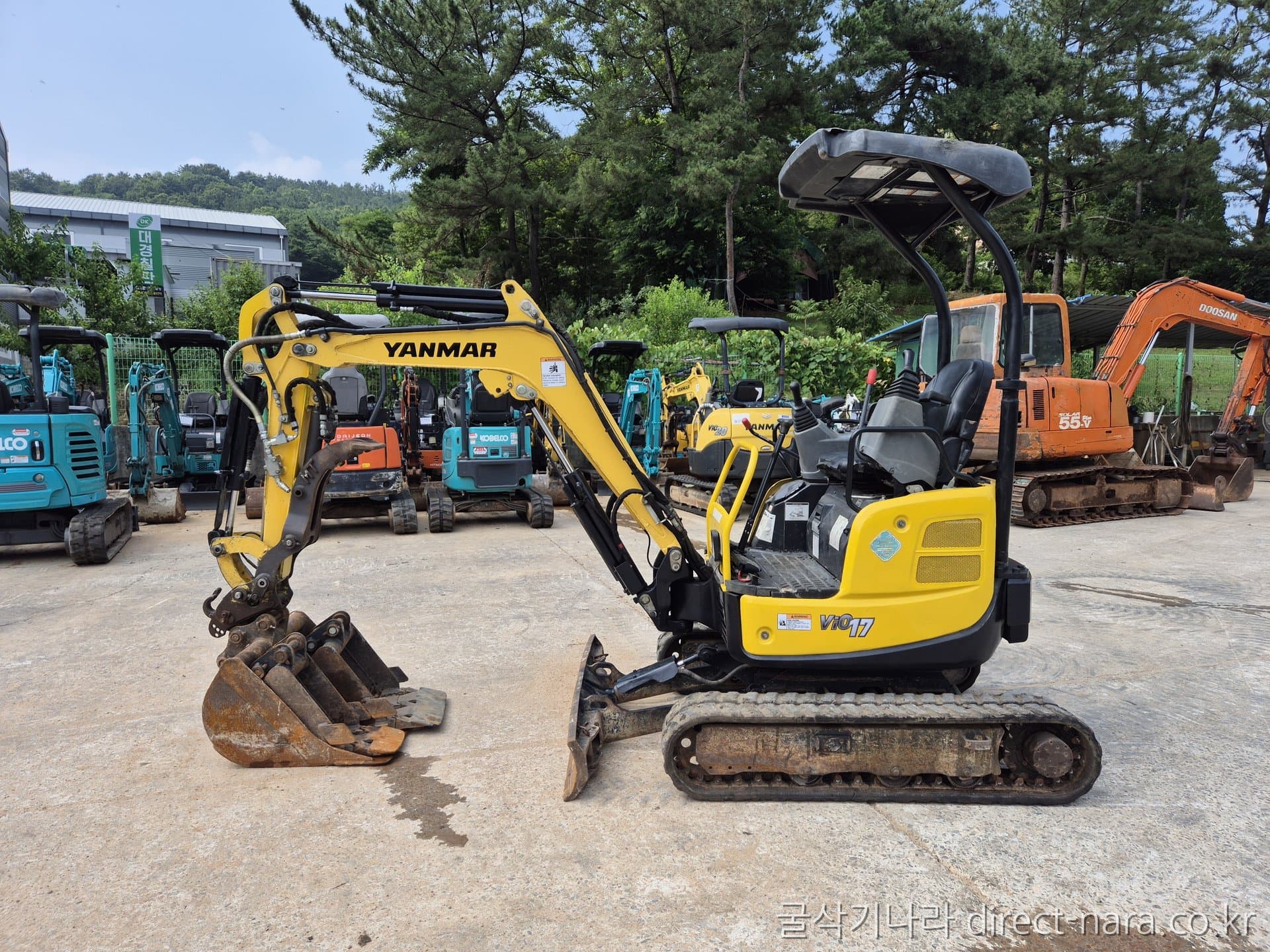 Yanmar VIO17