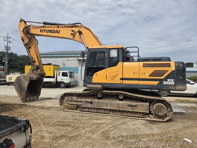 HD Hyundai HX300