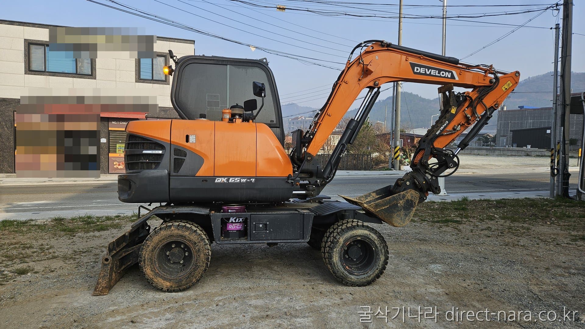 Doosan (Develon) DX65W
