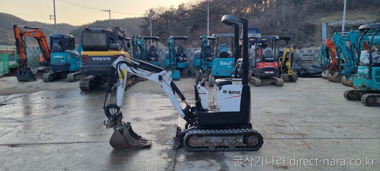 Bobcat E08