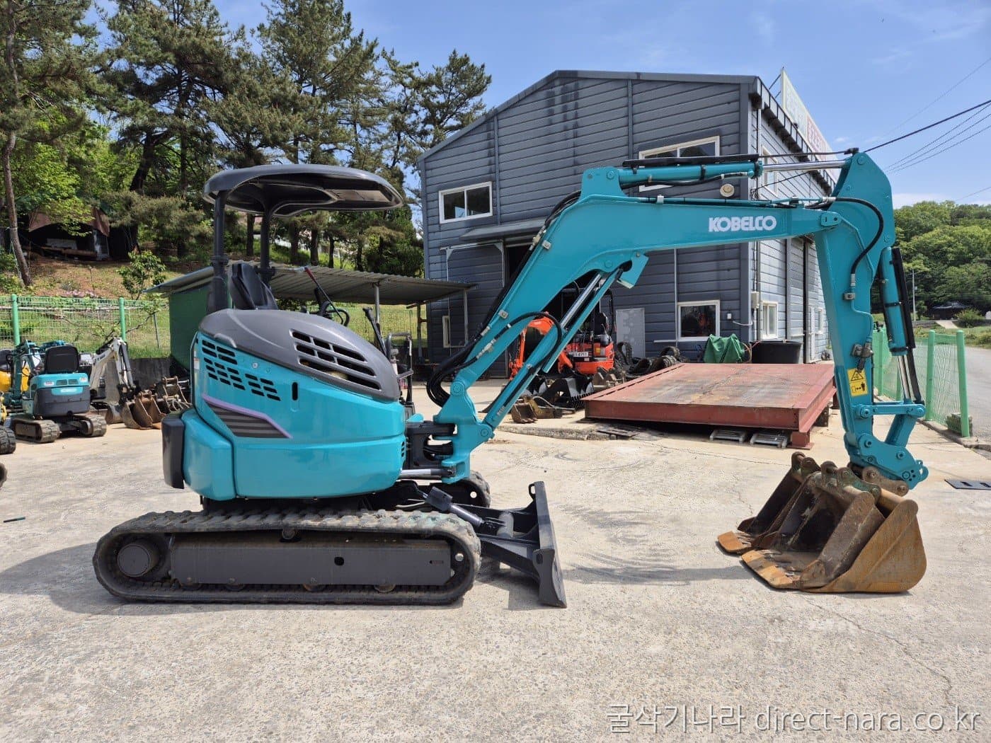 Kobelco SK35