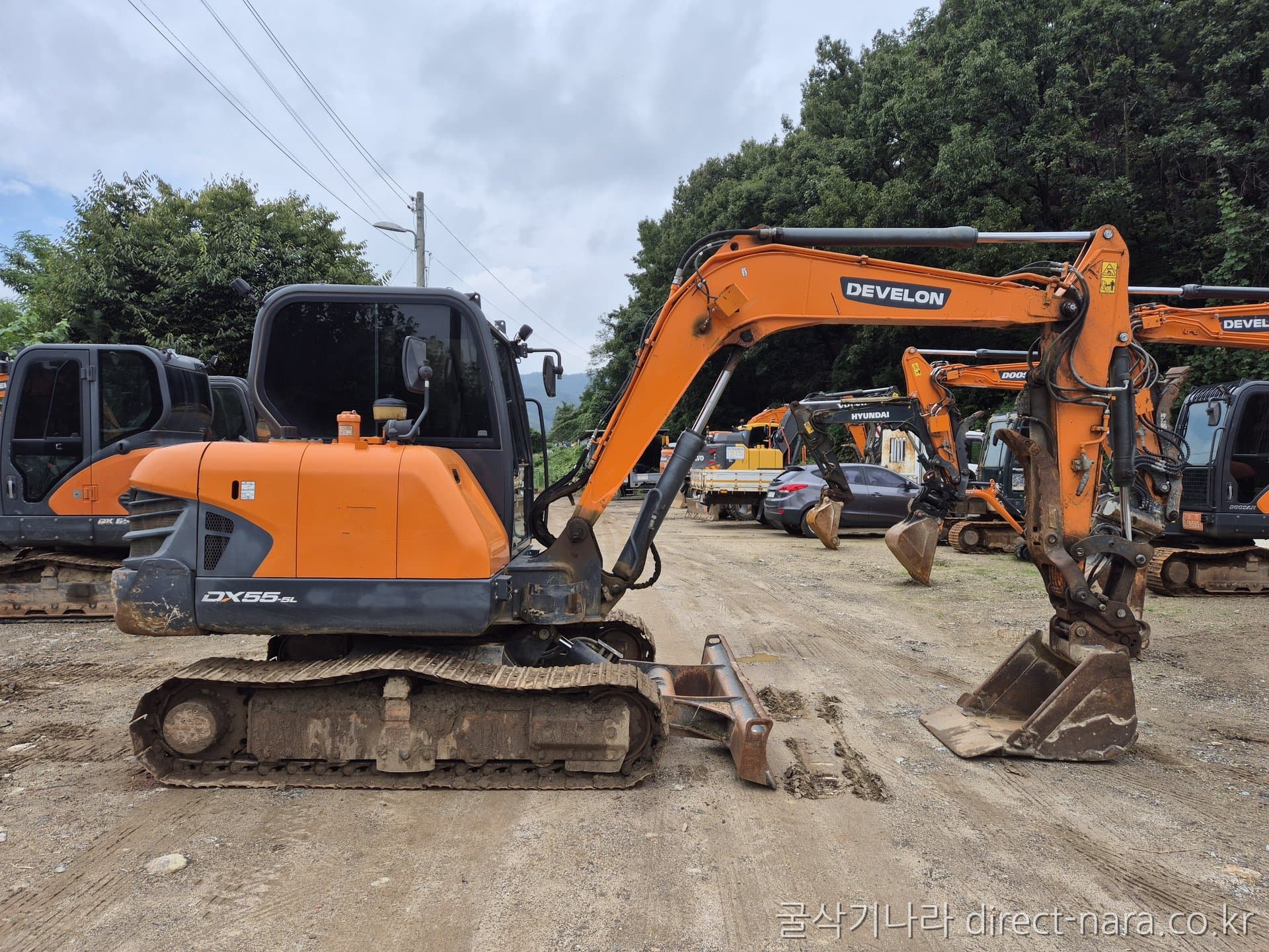Doosan (Develon) DX55