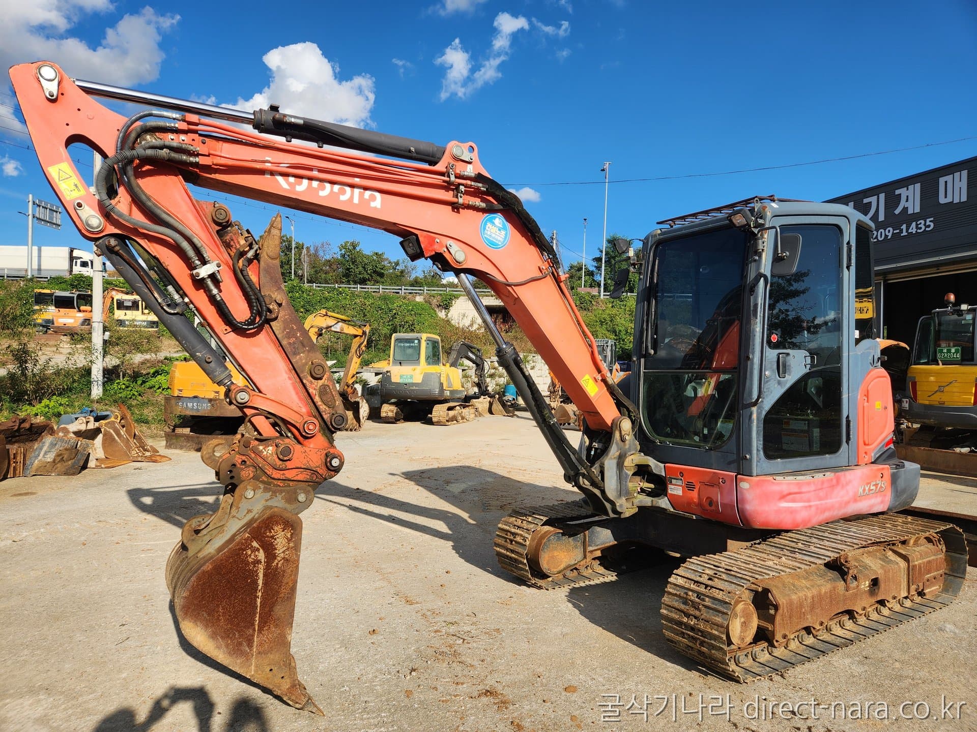 Kobelco KX57