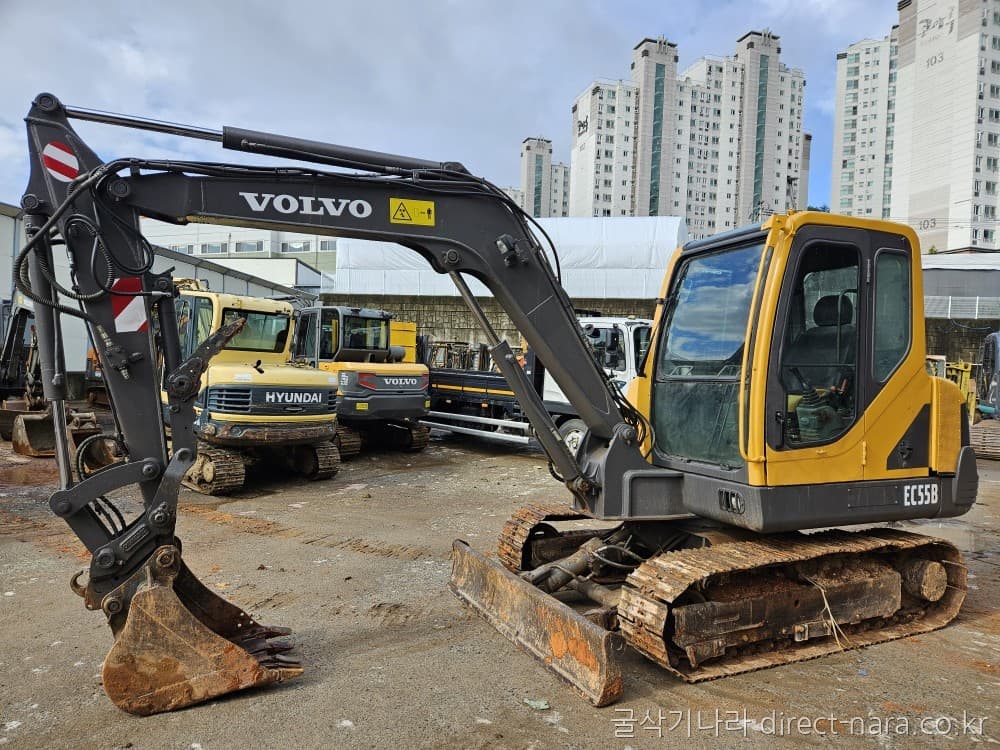 Volvo EC55B