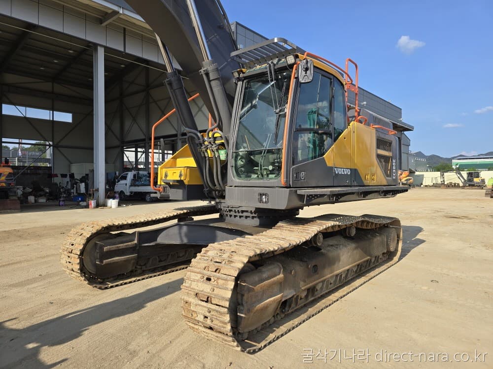 Volvo EC300E