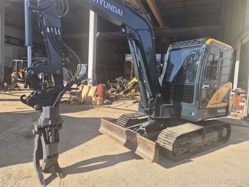 HD Hyundai HX60AMT