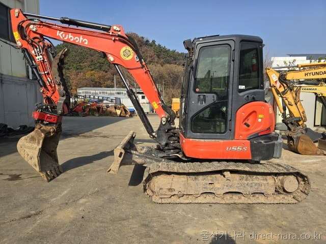 Kubota U55S