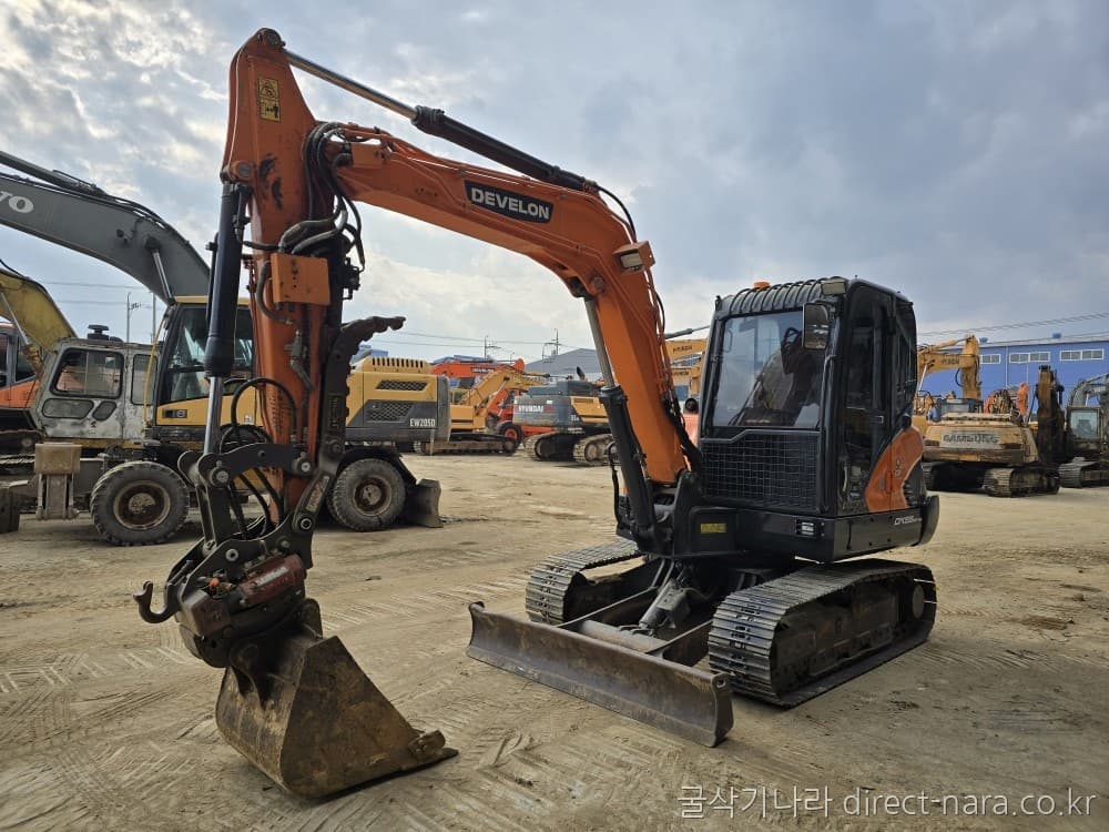 Doosan (Develon) DX55MT-5L