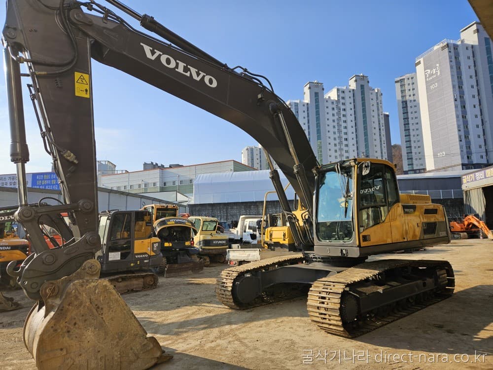 Volvo EC300D