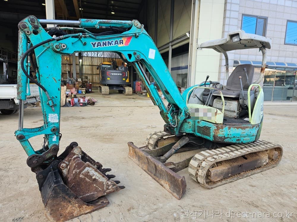 Yanmar VIO27