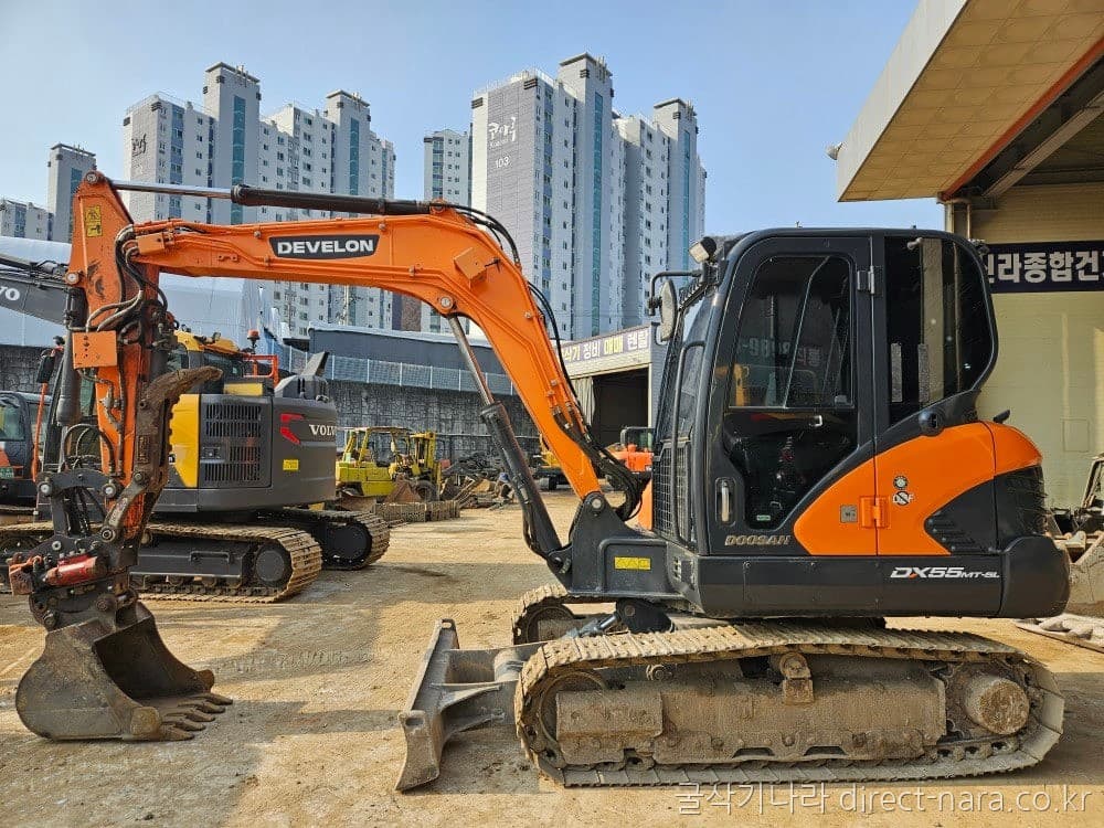 Doosan (Develon) DX55MT-5L