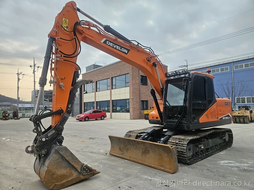 Doosan (Develon) DX150LC-7