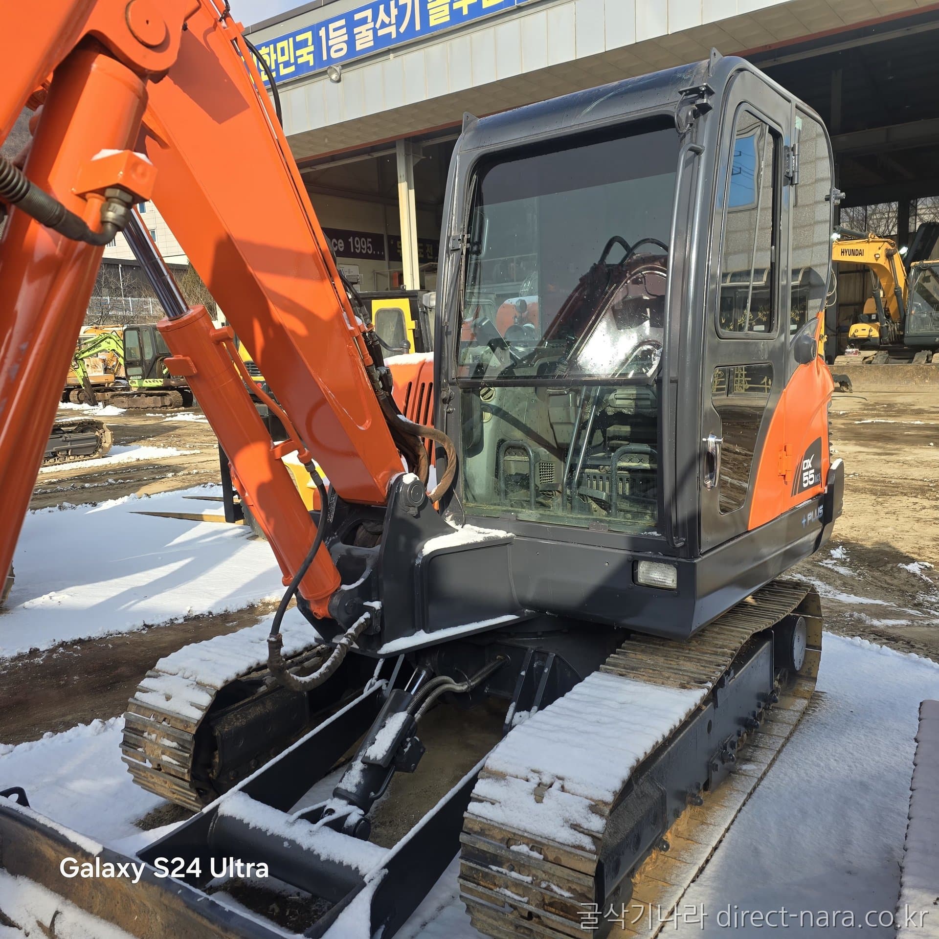 Doosan (Develon) DX55