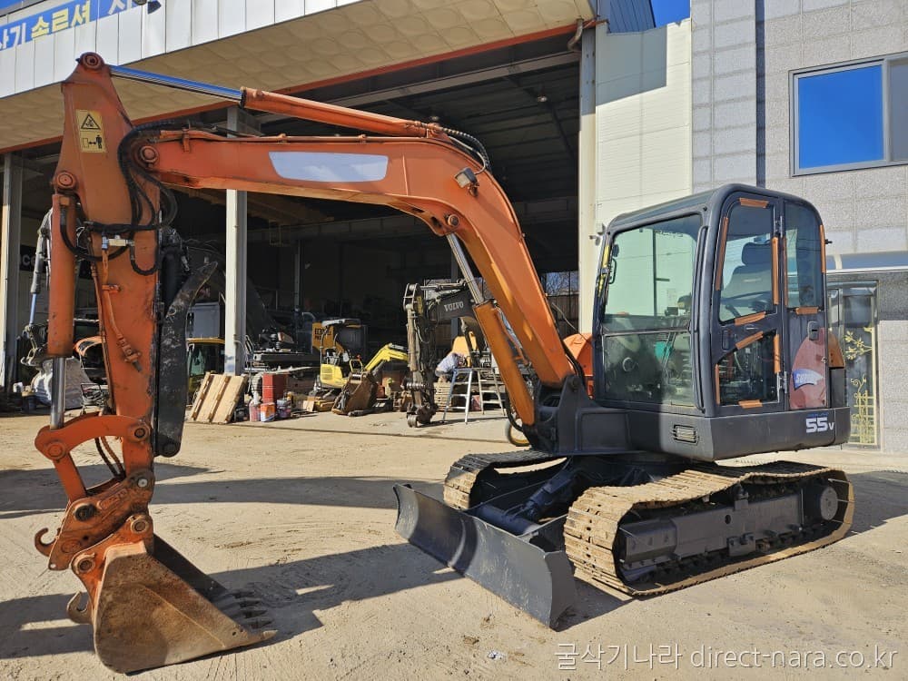 Doosan (Solar) S55VG
