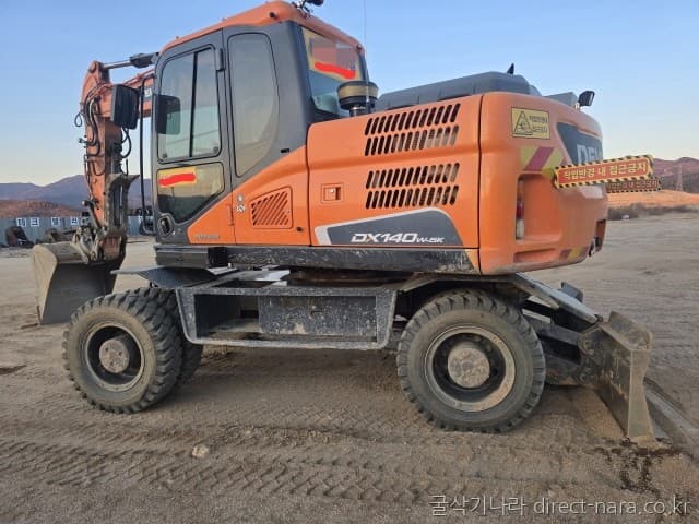 Doosan (Develon) DX140W-5K