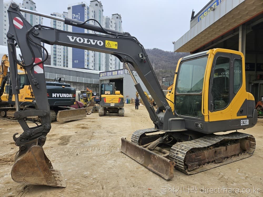 Volvo EC55B