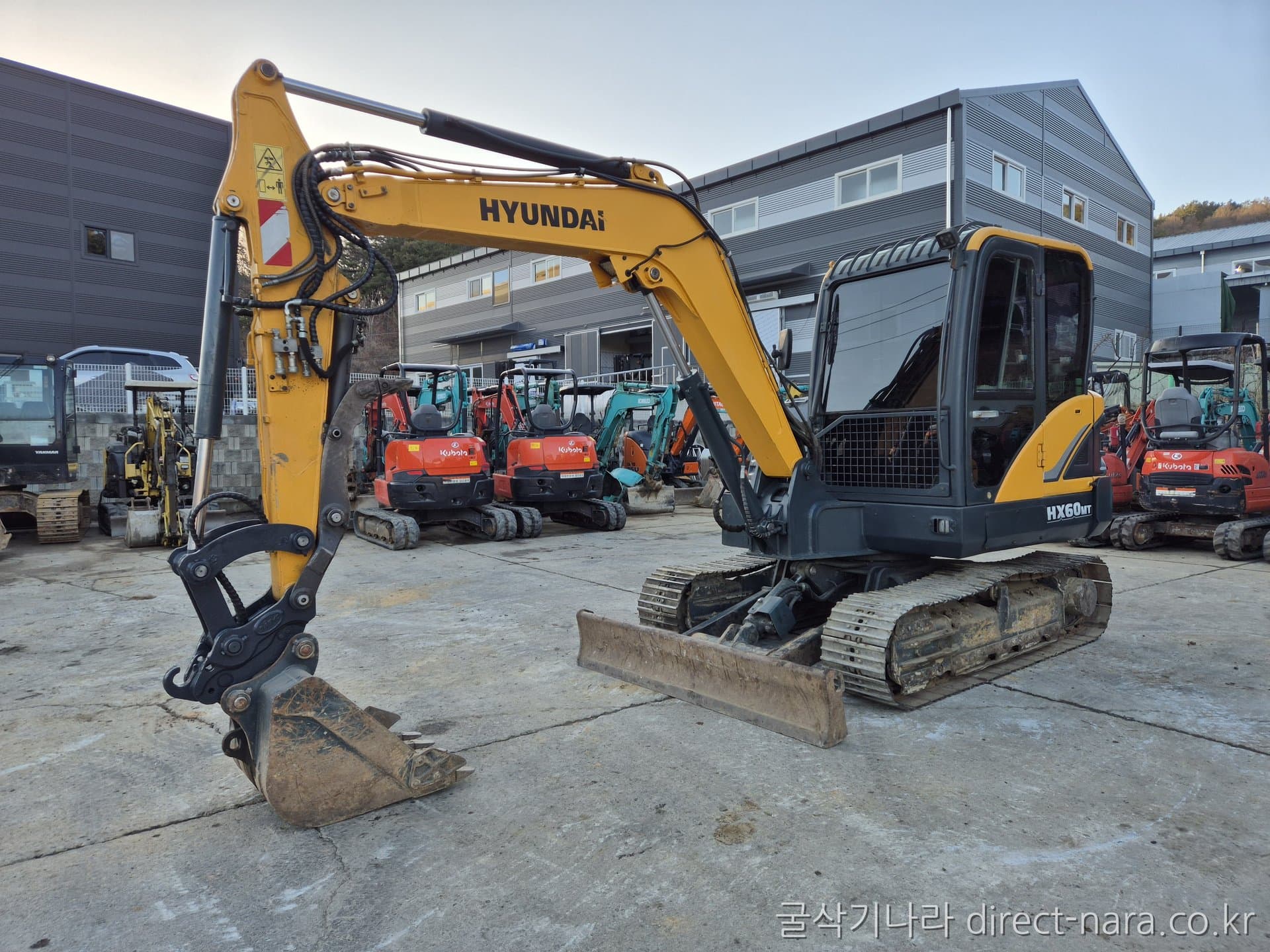 HD Hyundai HX60MT