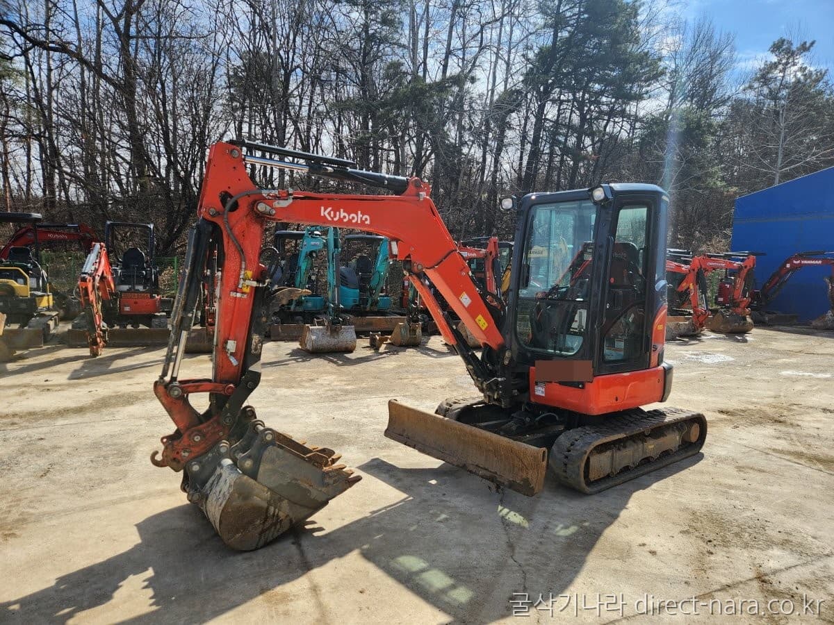 Kubota U35
