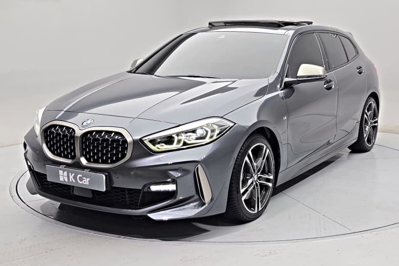 BMW 1-Series (F40), 2022