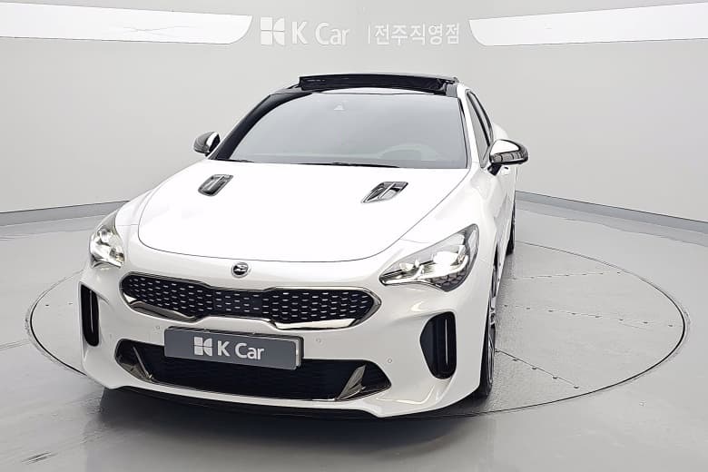 Kia Stinger, 2017