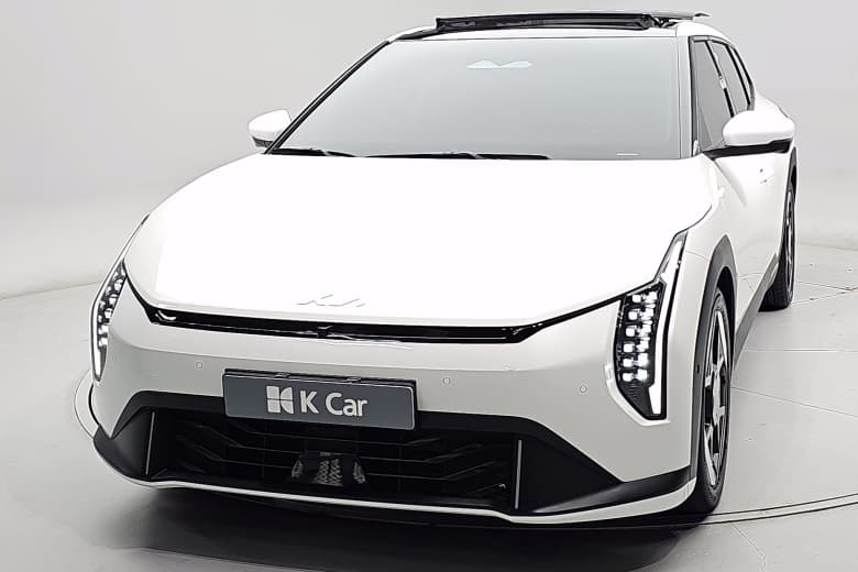Kia EV4, 2025 — фото 1 из 41