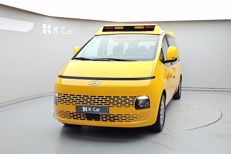 Hyundai Staria, 2023