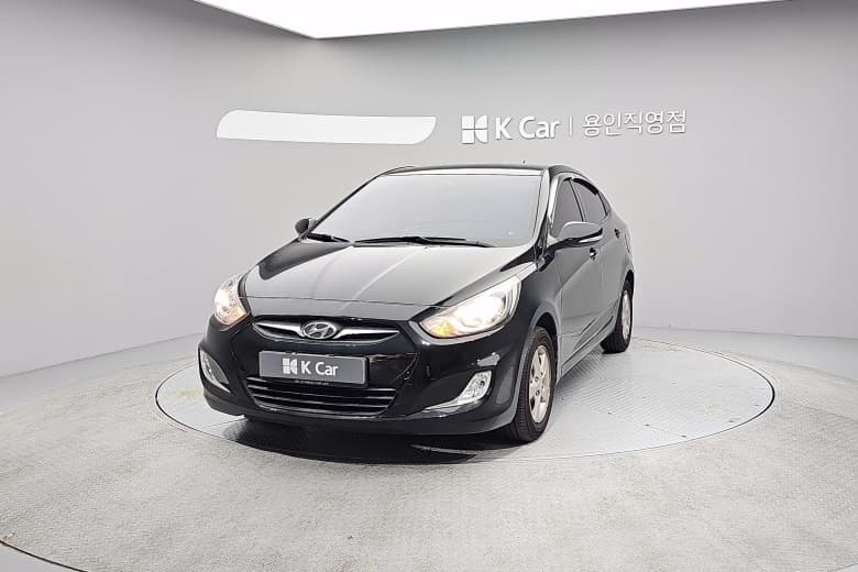 Hyundai Accent(New), 2012