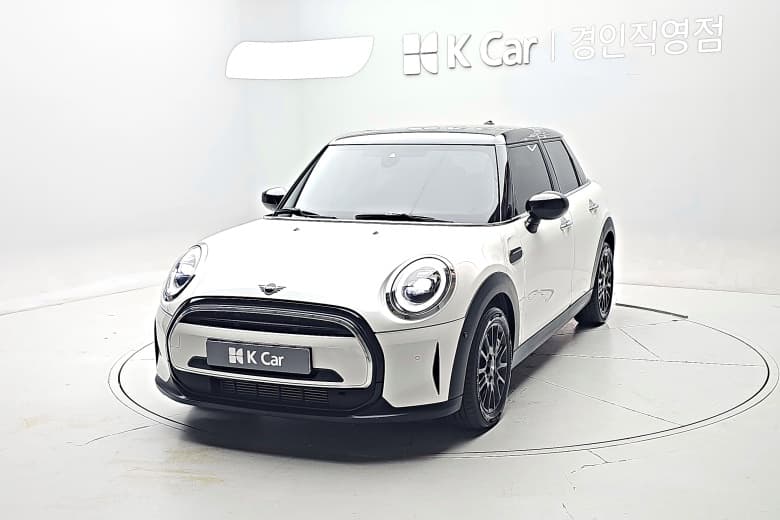 Mini Cooper (3 Gen F/L) 5-Door, 2023
