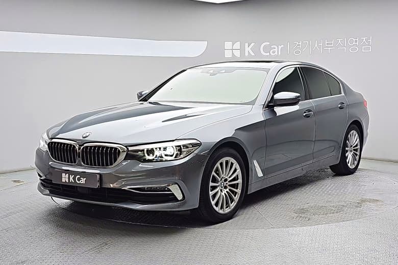 BMW 5-Series (G30), 2019