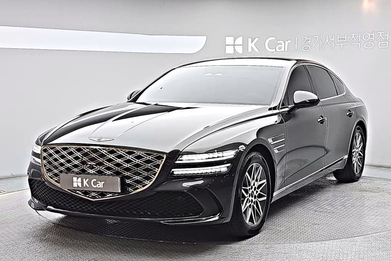 Genesis G80 (RG3 F/L), 2024