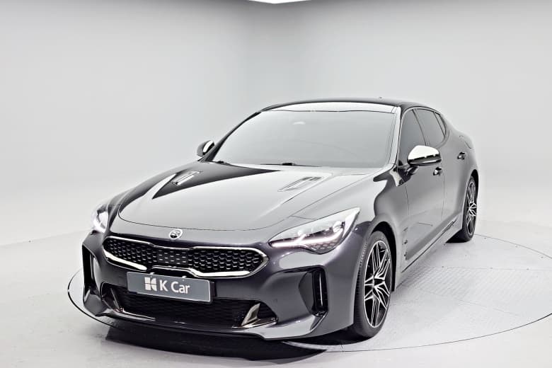 Kia Stinger Meister, 2021