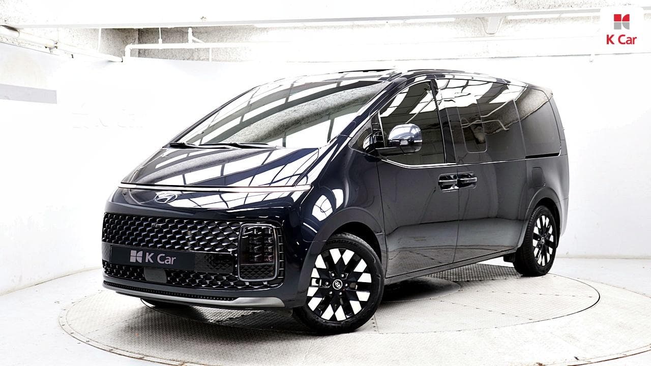 Hyundai Staria Hybrid, 2024