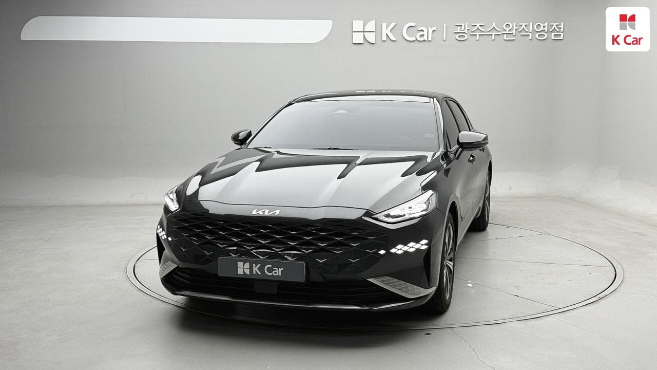 Kia K8 Hybrid, 2022