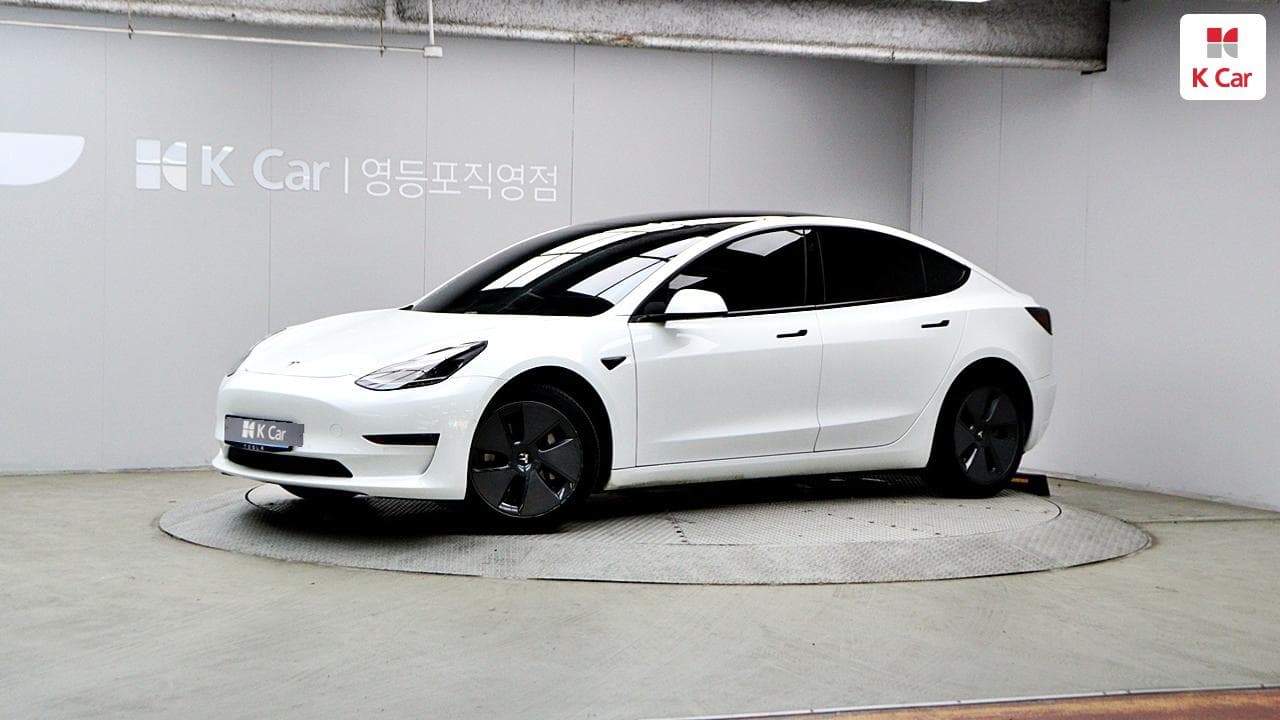 Tesla Model 3, 2021