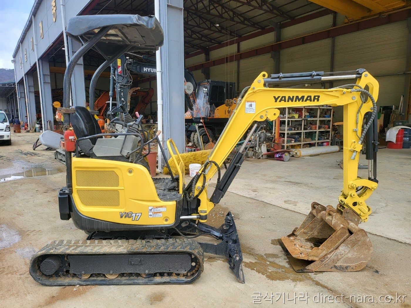 Yanmar VIO17