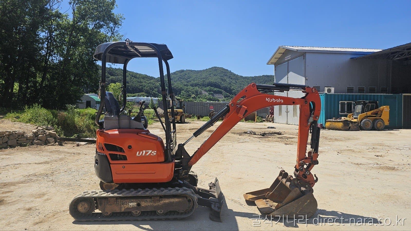 Kubota U17
