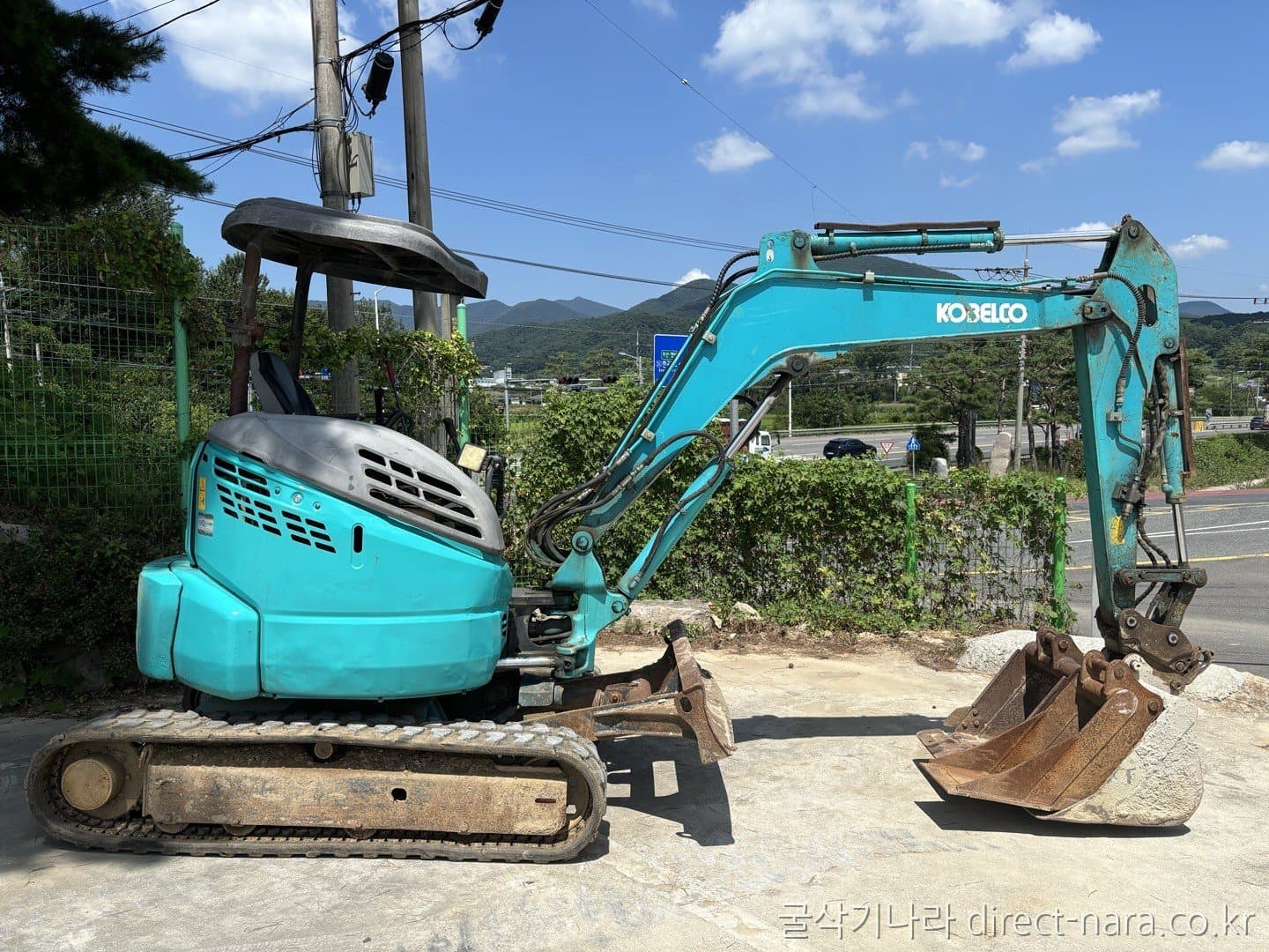 Kobelco SK35