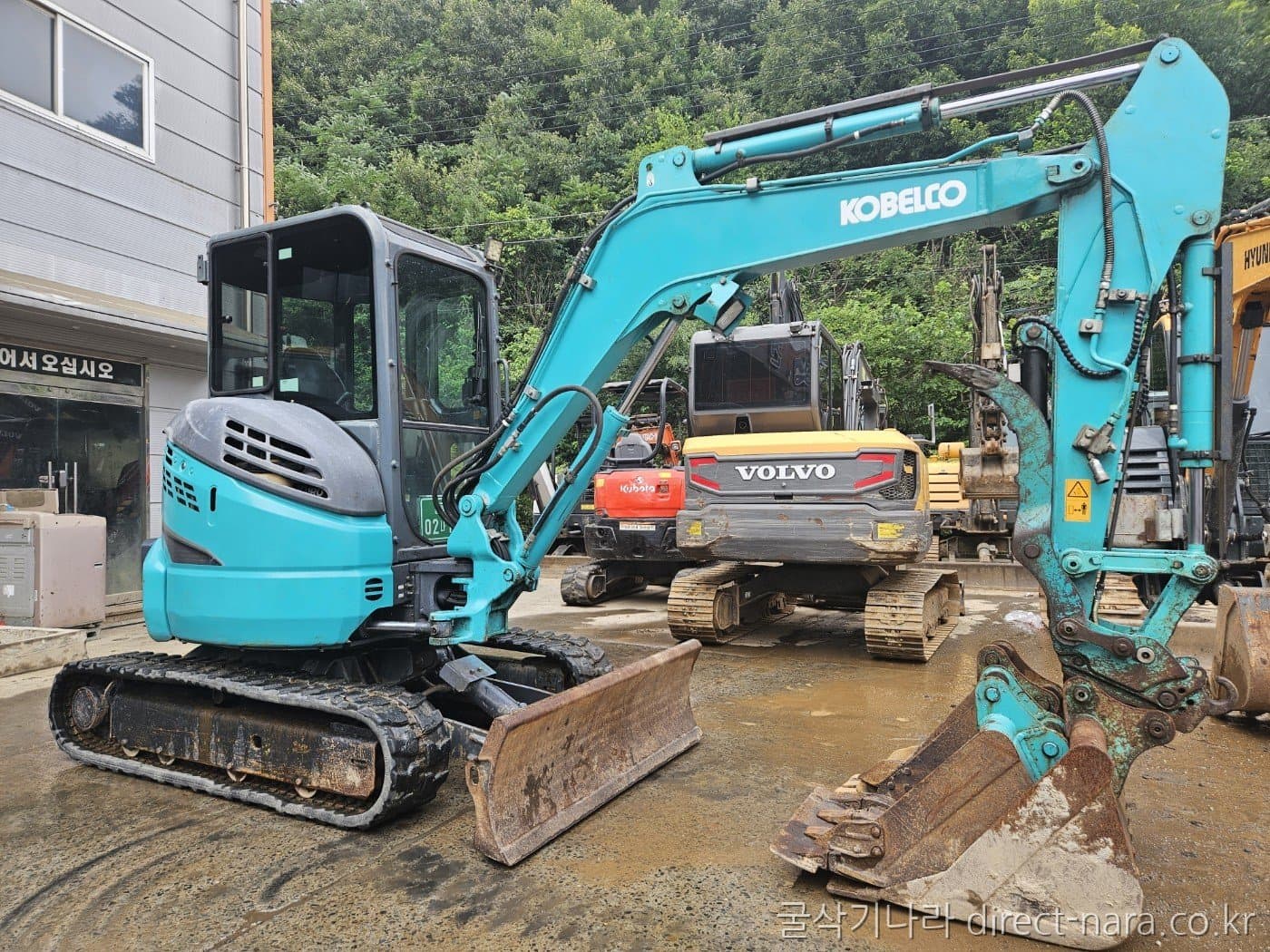 Kobelco SK35