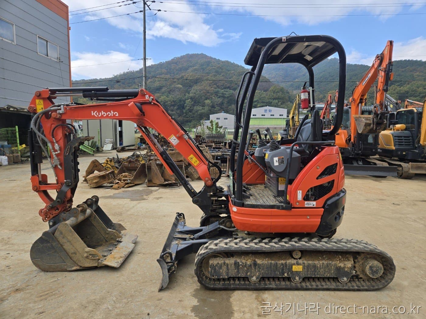 Kubota U20