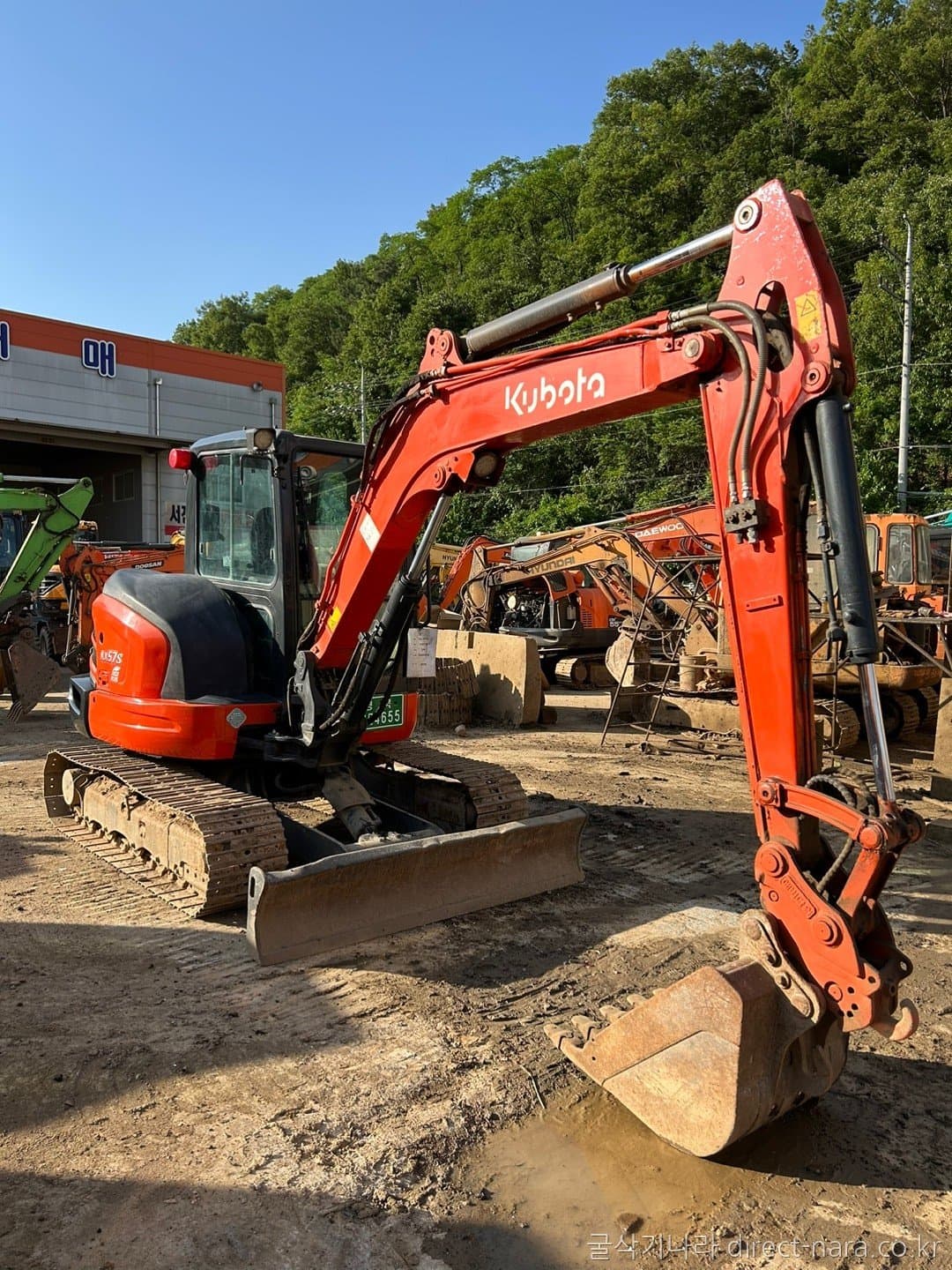 Kobelco KX57