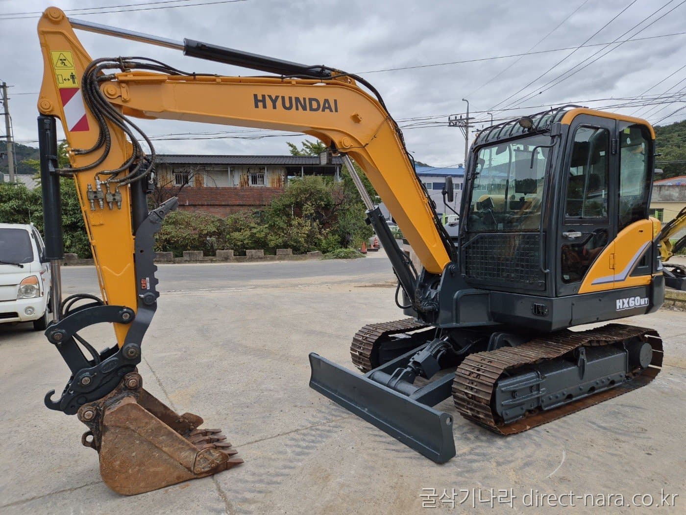 HD Hyundai HX60MT
