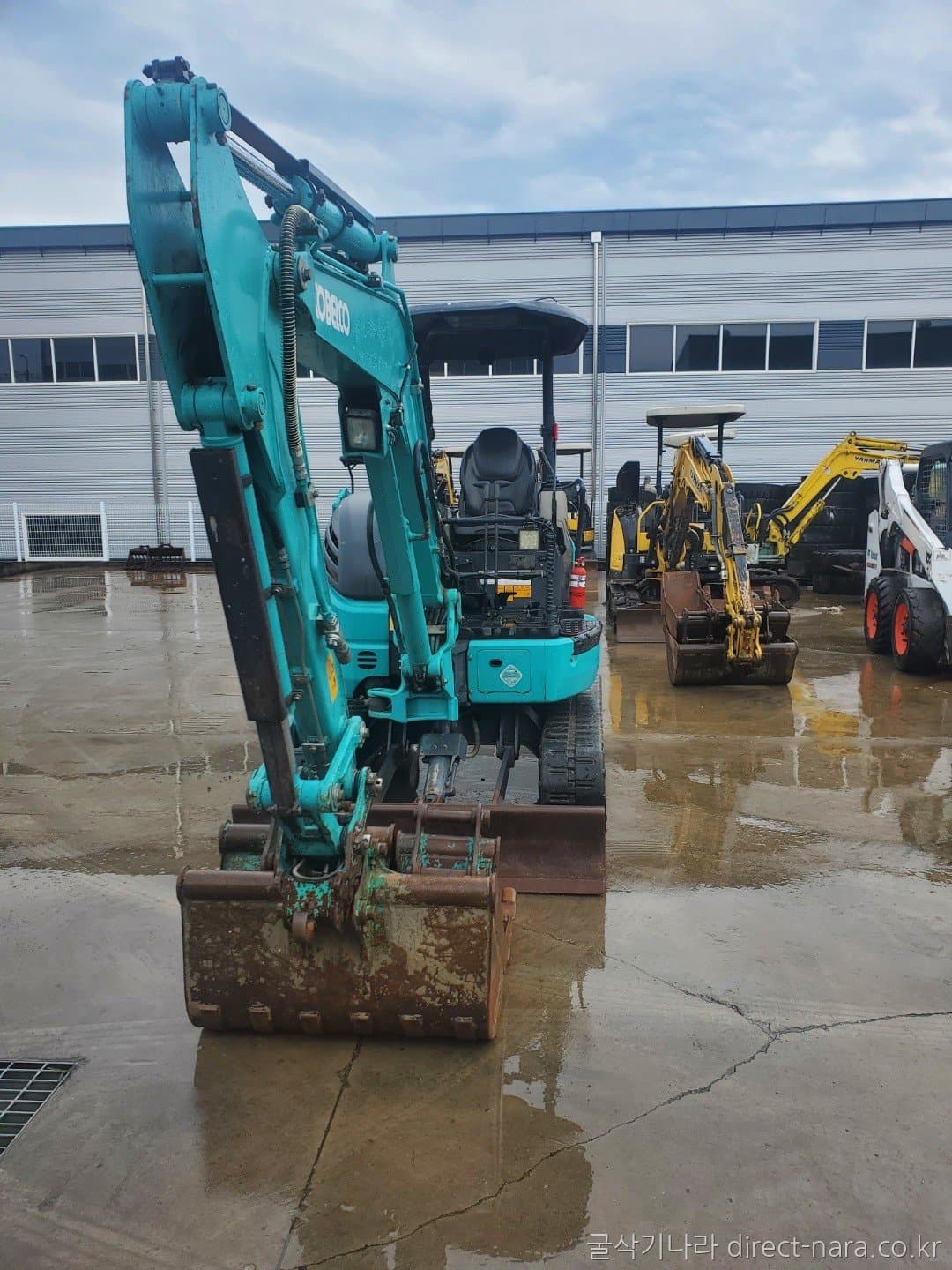 Kobelco SK35