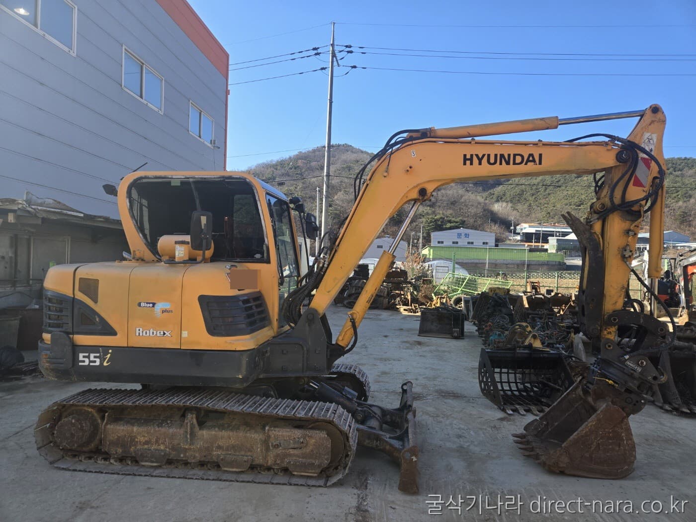 HD Hyundai R55