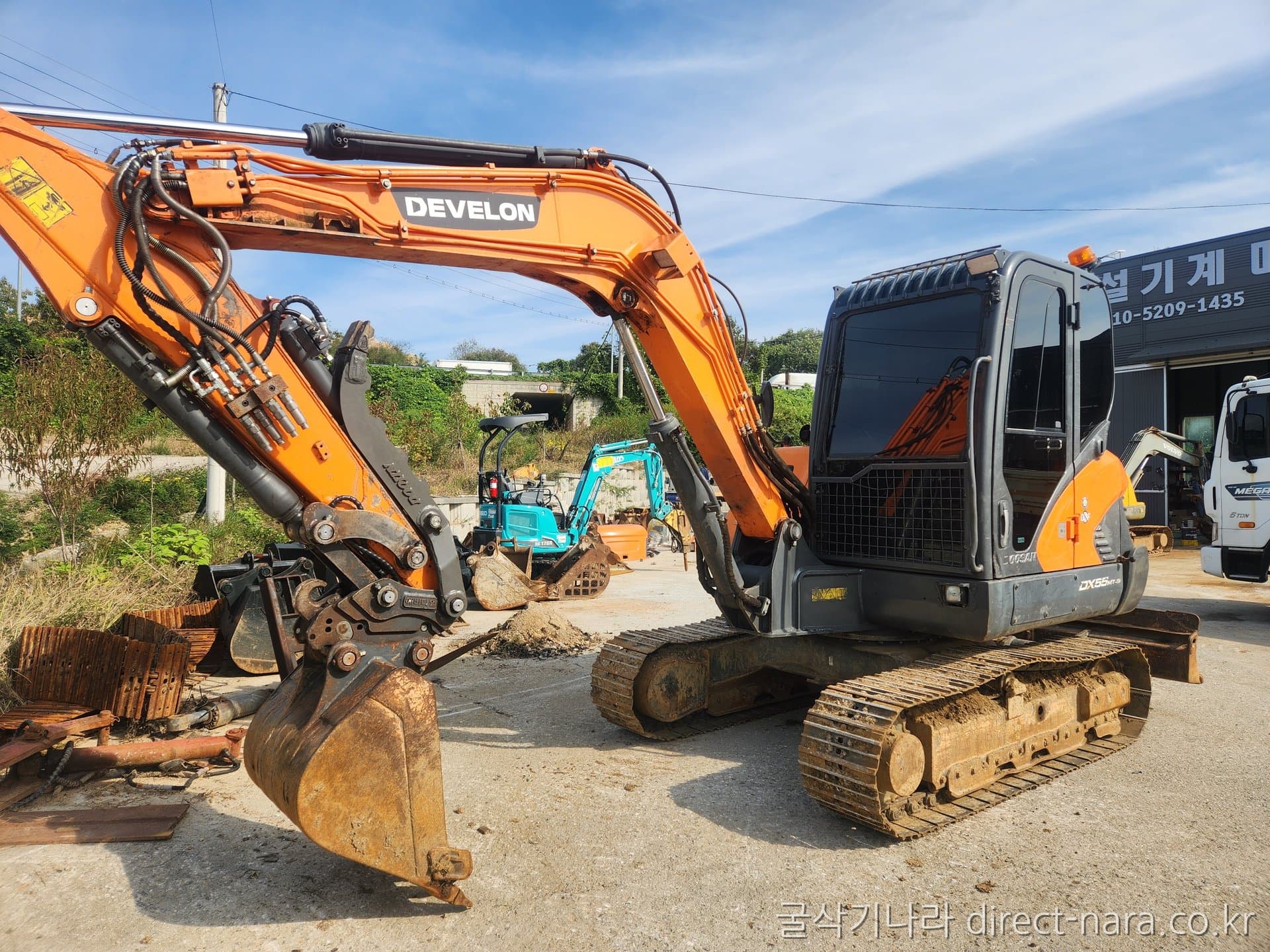Doosan (Develon) DX55