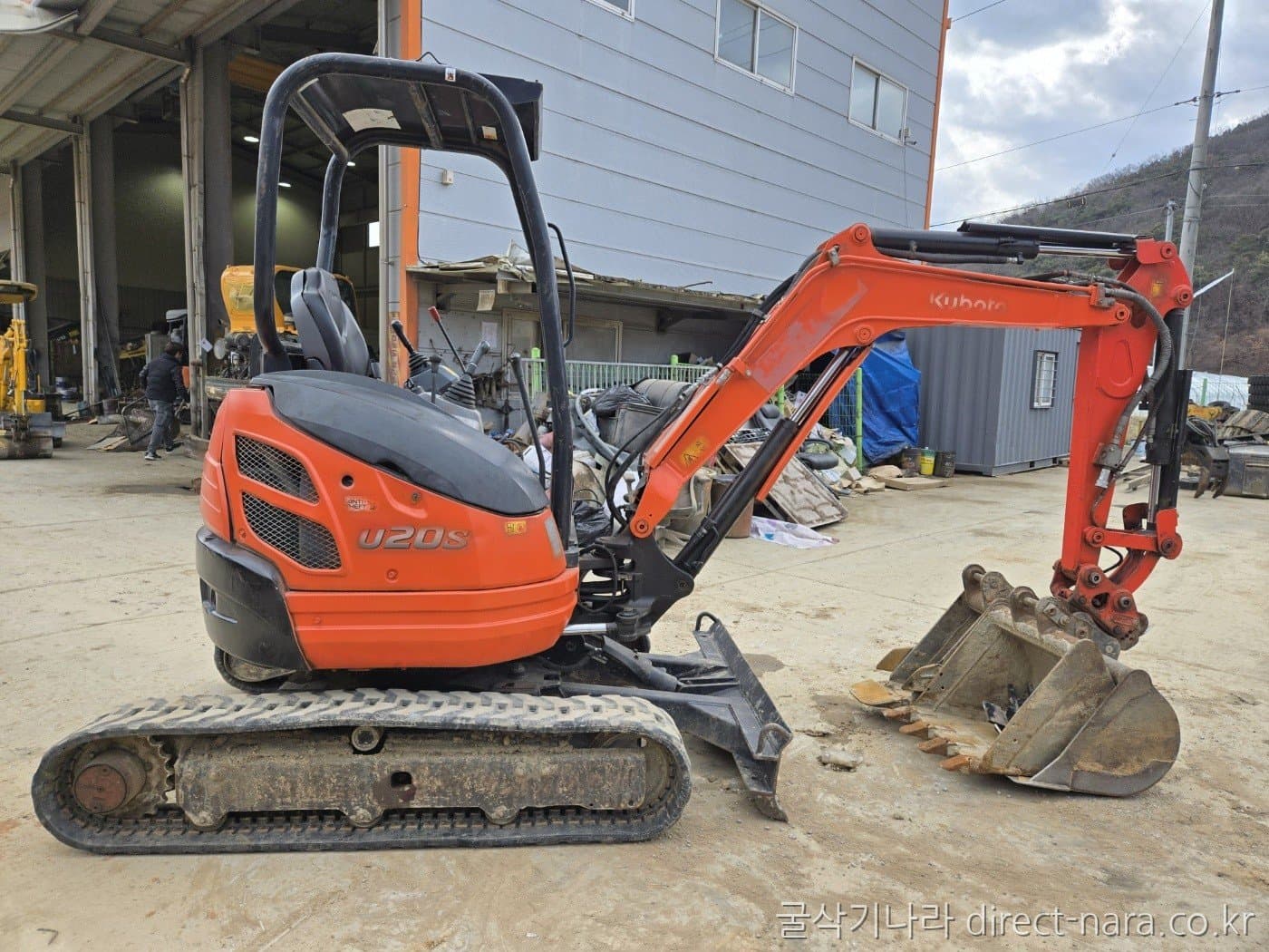 Kubota U20