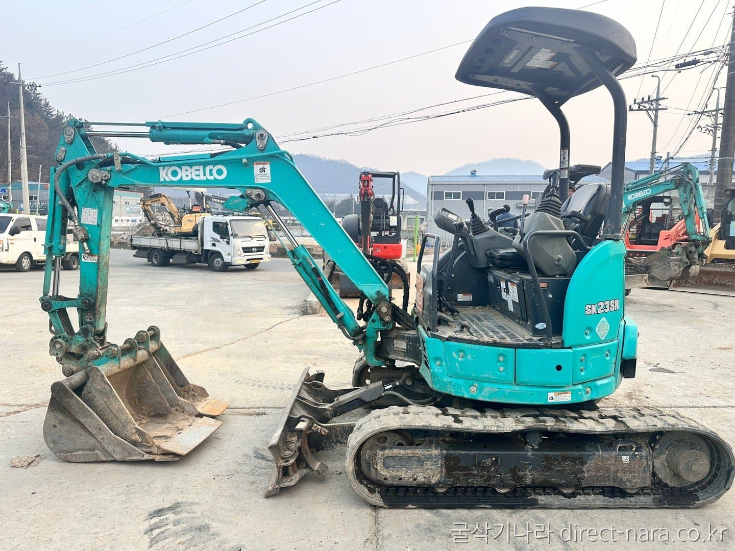 Kobelco SK23