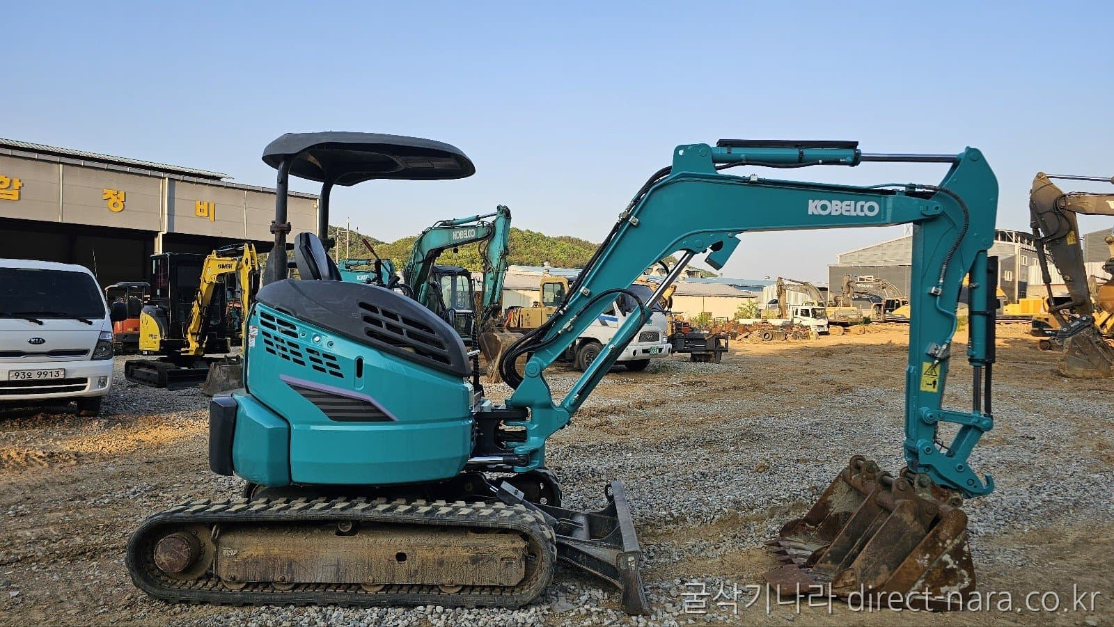 Kobelco SK35