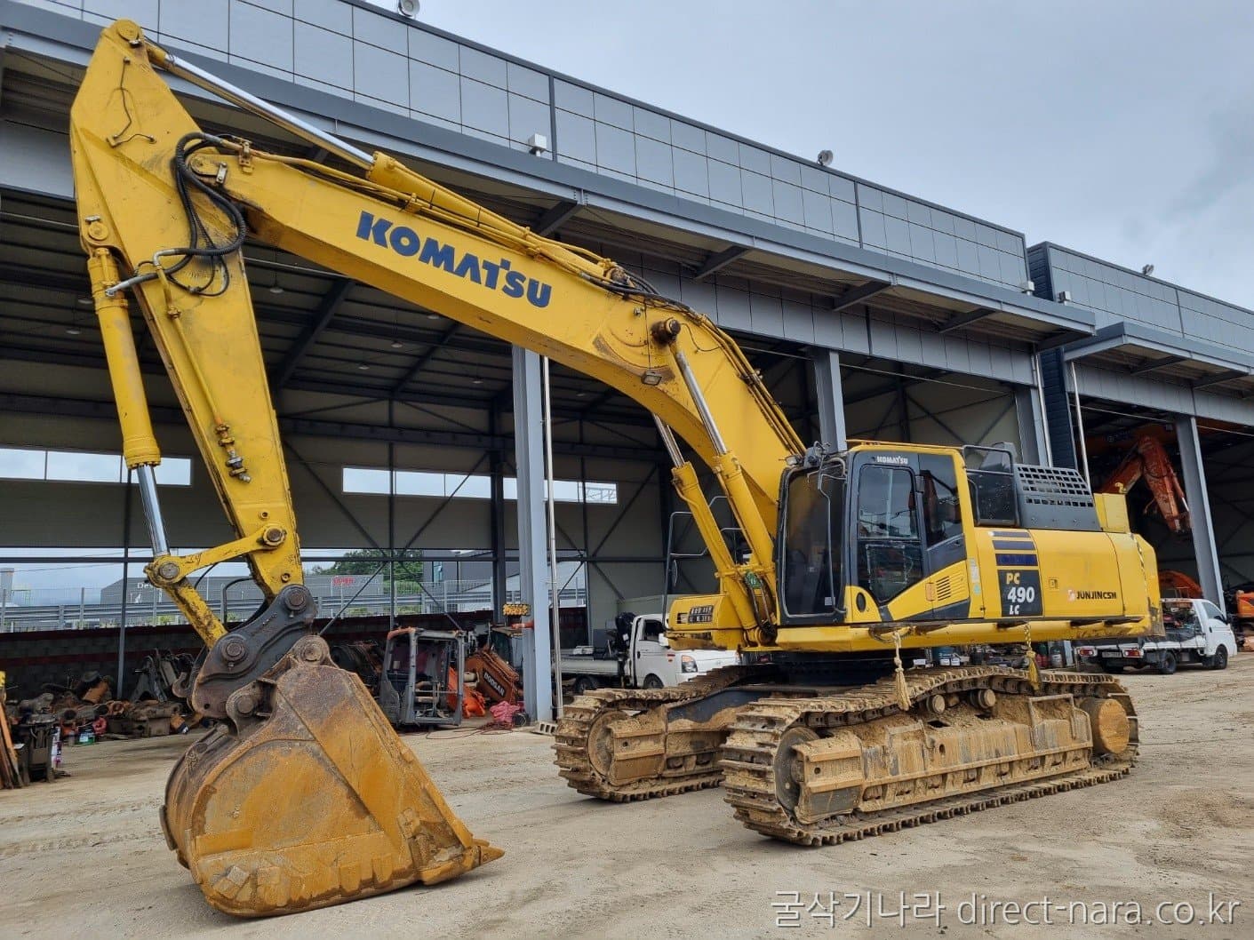 Komatsu PC490